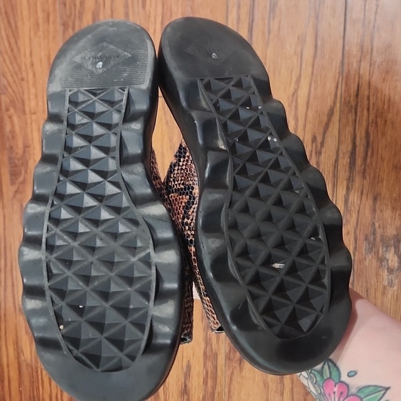 Aerosoles Wanza Wesge Lug Sole Slip On Sandals - Picture 4 of 5